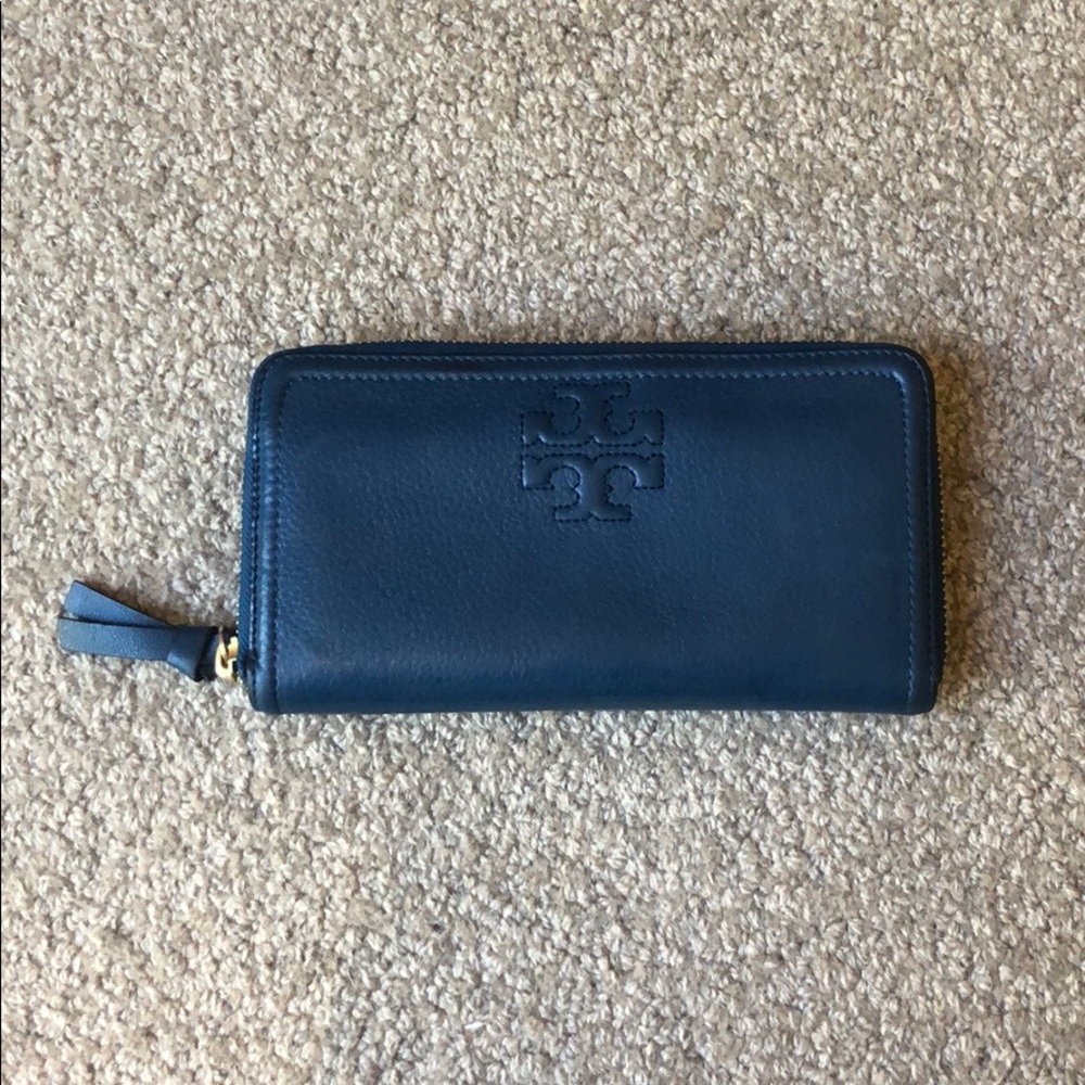✨Tory Burch wallet✨